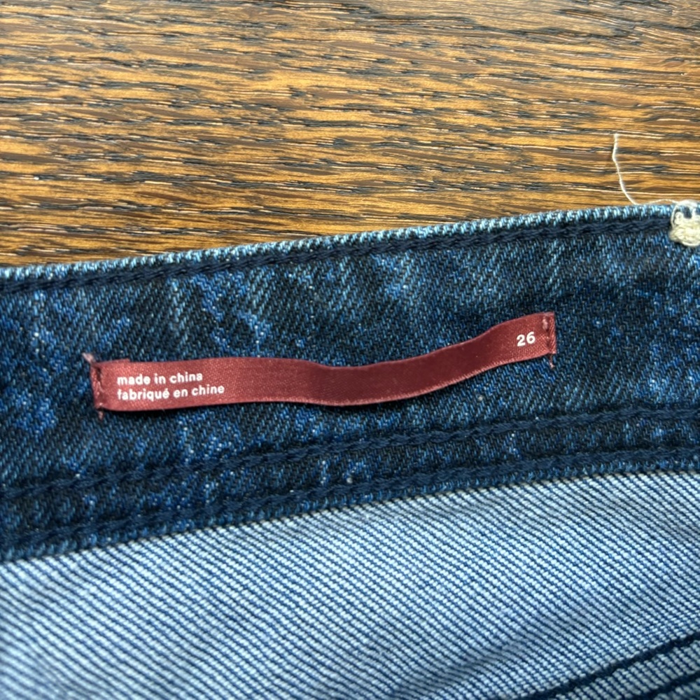 Anthropologie Pilcro Slim Boyfriend Jean in Dark Wash. Size 26. - Picture 4 of 8